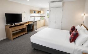 Avana Suites